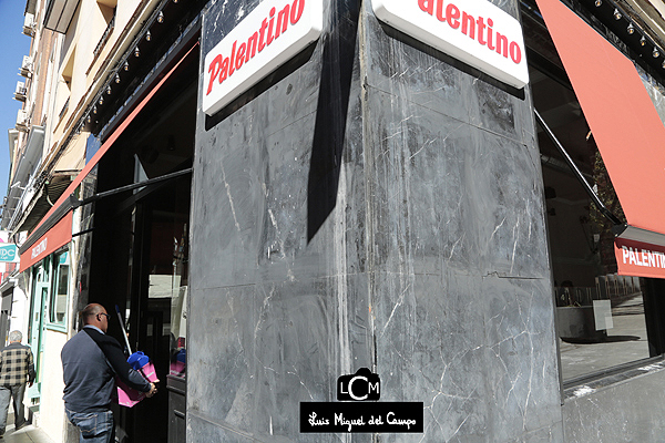 Entrada al Bar Palentino según fotógrafo de Madrid LMC