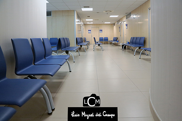Sala de espera fotografiada por el fotófgrafo profesional en Madrid LMC
