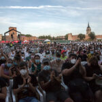 Público del Festival Gigante 2021 durante una actuación en el escenario Gigante