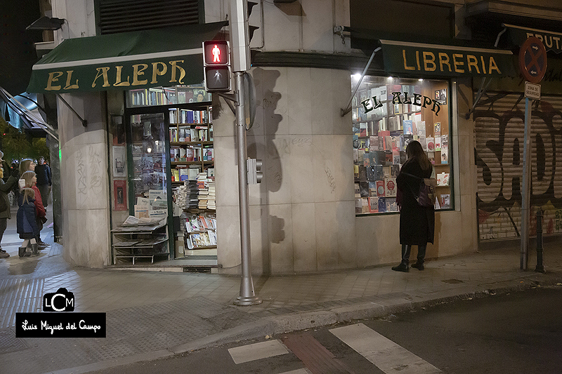 Fachada de El Aleph libros, tienda física